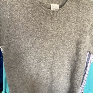 Old Navy Gray Crewneck Sweater